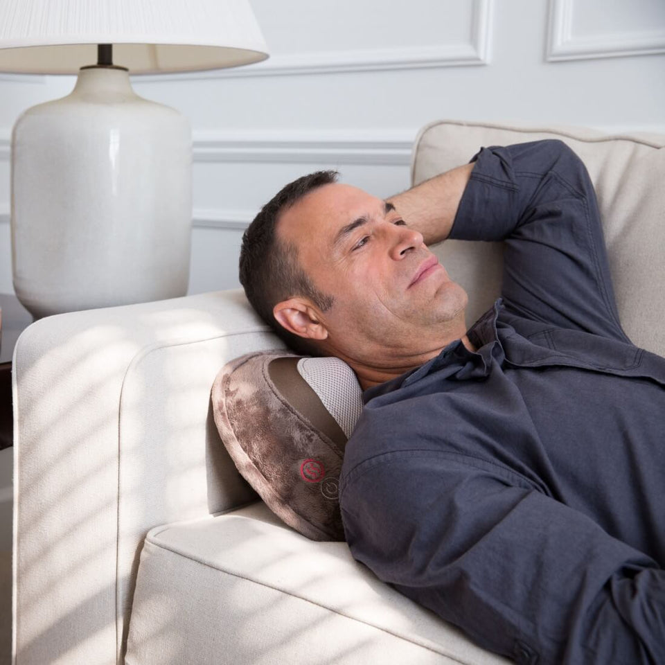 HoMedics 3D Shiatsu & Vibration Massage Pillow with Heat